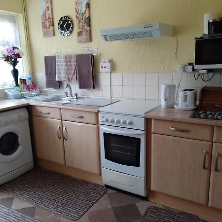 Super Single Room Cardiff Buitenkant foto